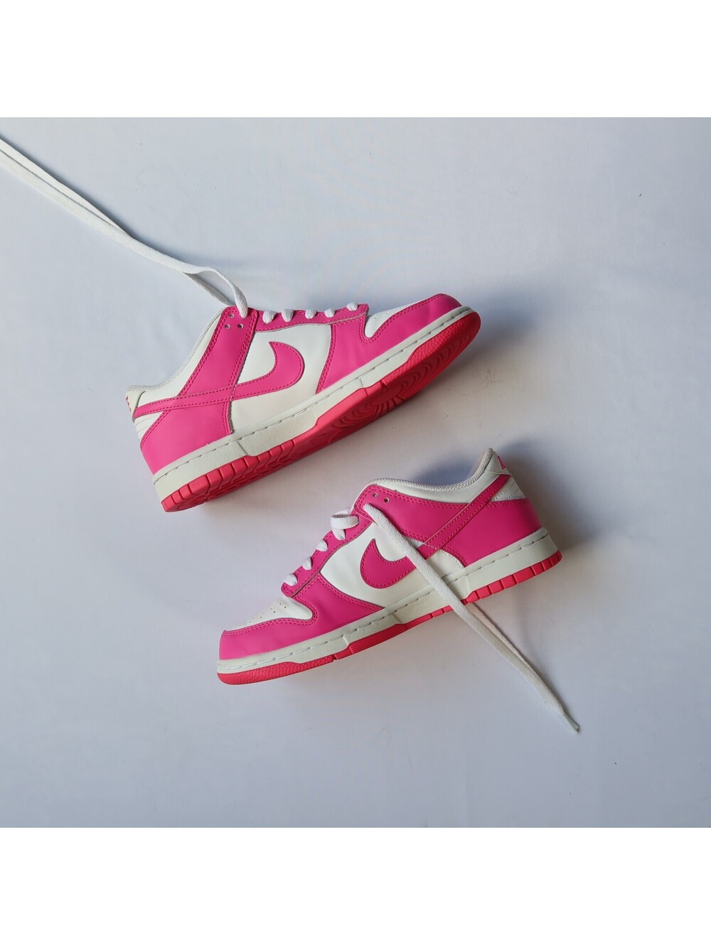 Nike Dunk Low GS White Laser Fuchsia Pink Sneakers Size 6.5Y / Women’s 8
